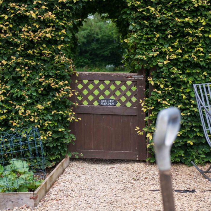 SIGN -SECRET GARDEN - Image 2