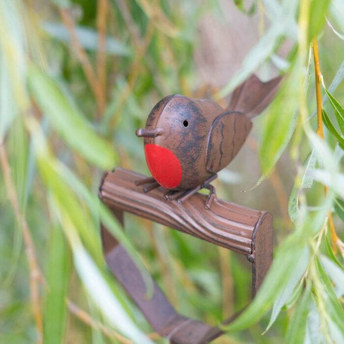 ROBIN ON FORK - Image 4