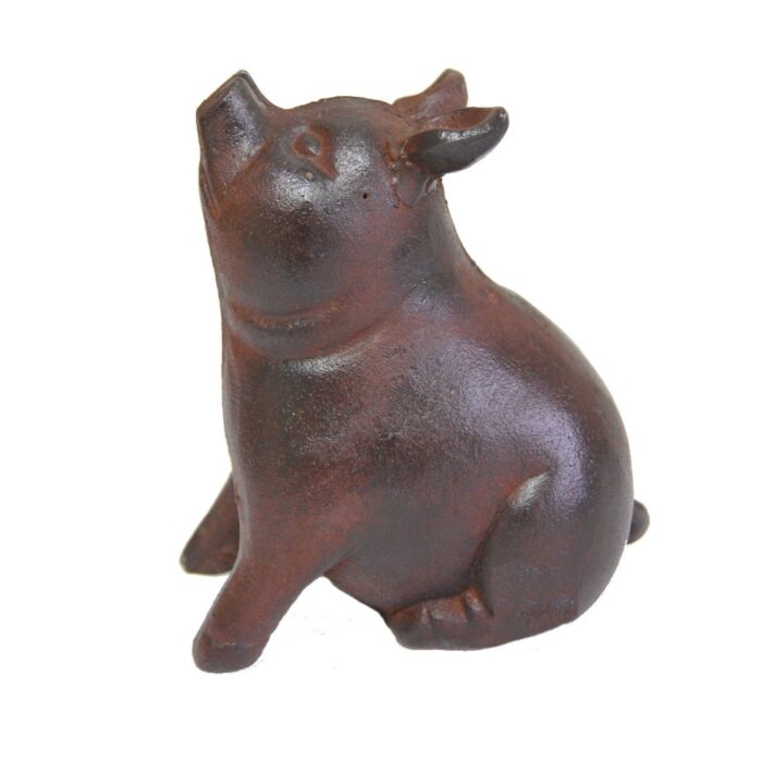 PIG SITTING