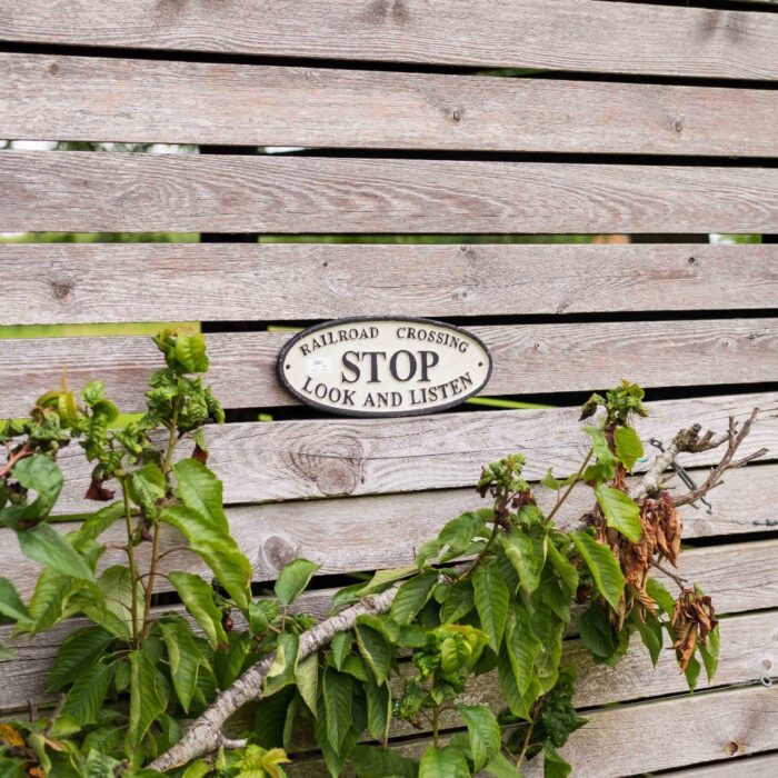 SIGN- STOP LOOK AND LISTEN - Image 3