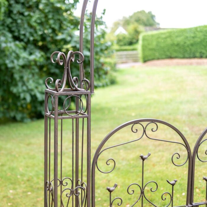 WOODLAND GATES w/ARCH - Image 3