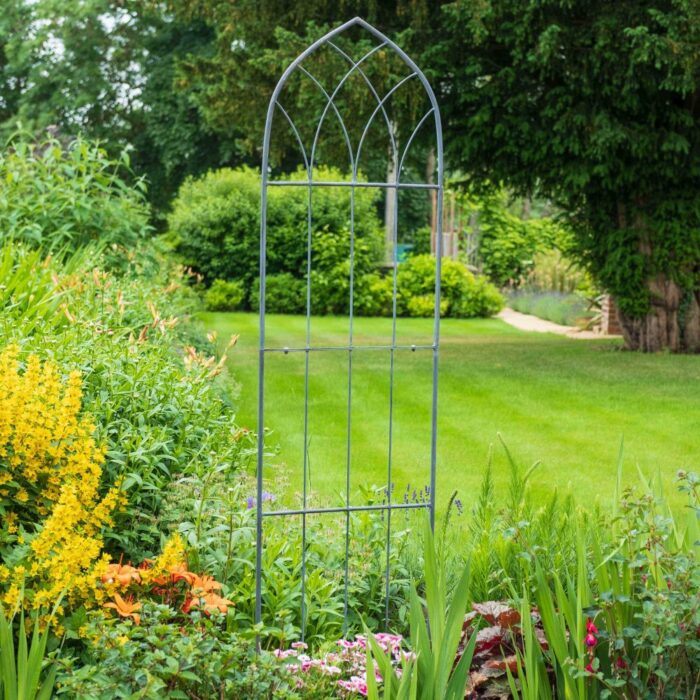 GOTHIC PLANT TRELLIS (2m) G - Image 2