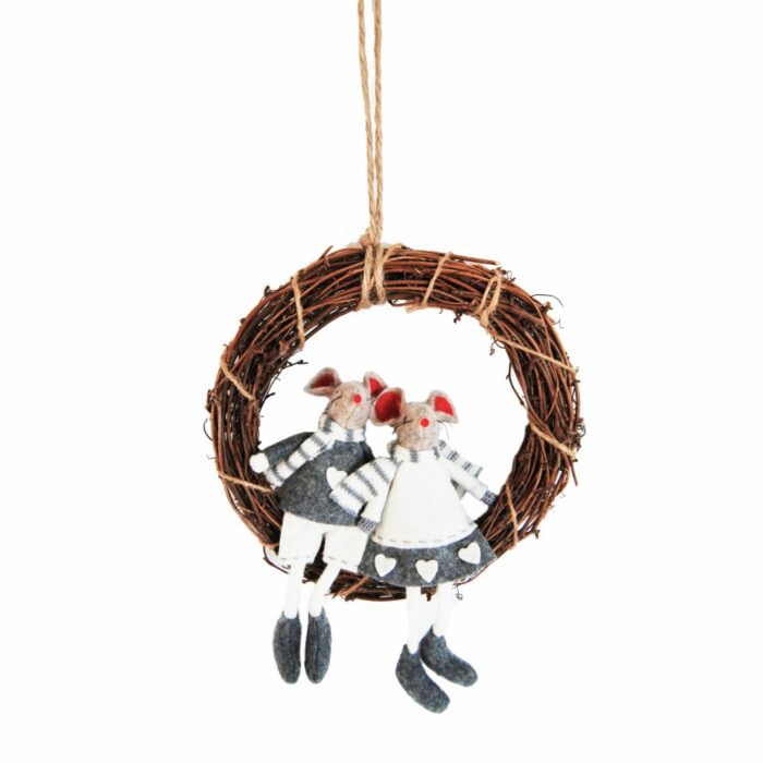 GREY MICE WREATH