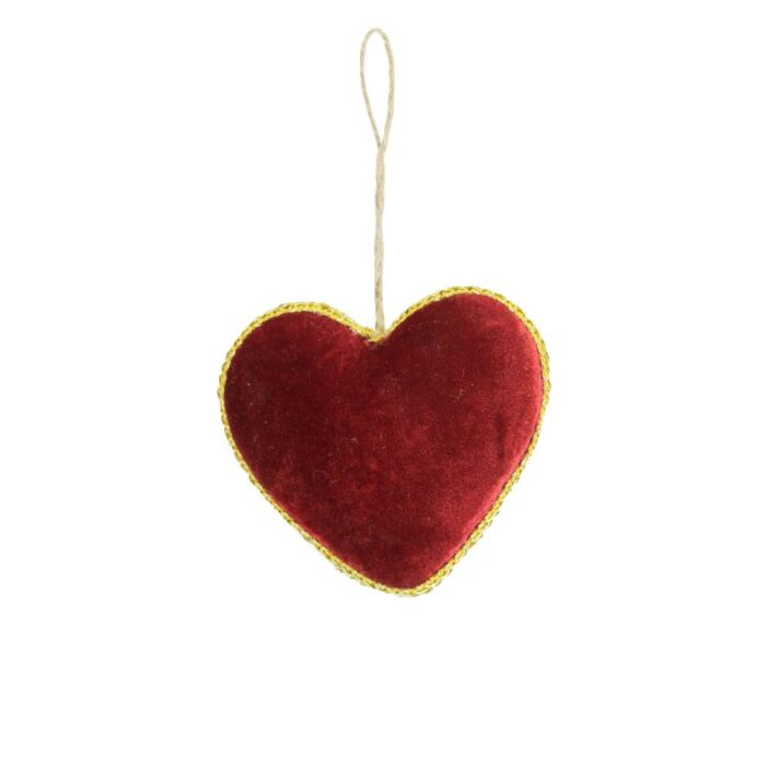 HANG. RED VELVET HEART